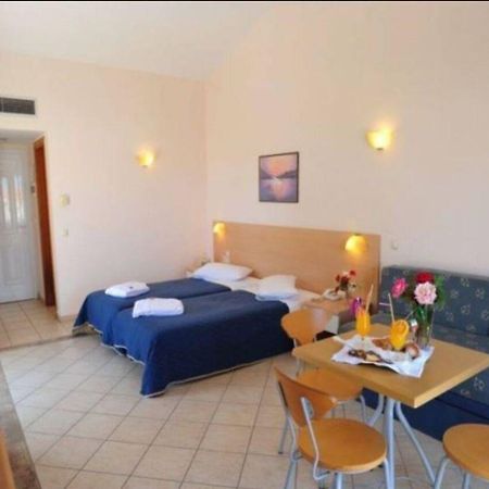 Thinalos Aparthotel アカラヴィ エクステリア 写真